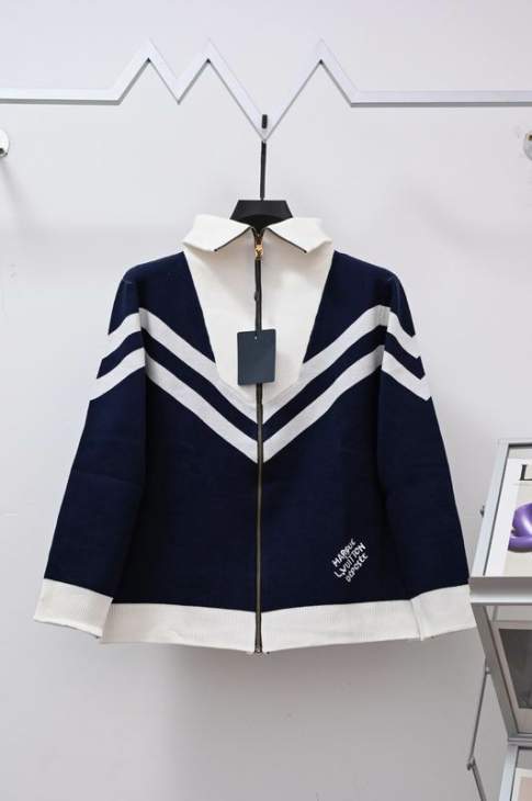 Picture of Louis Vuitton Jackets _SKULVS-LqqtxQ15631609